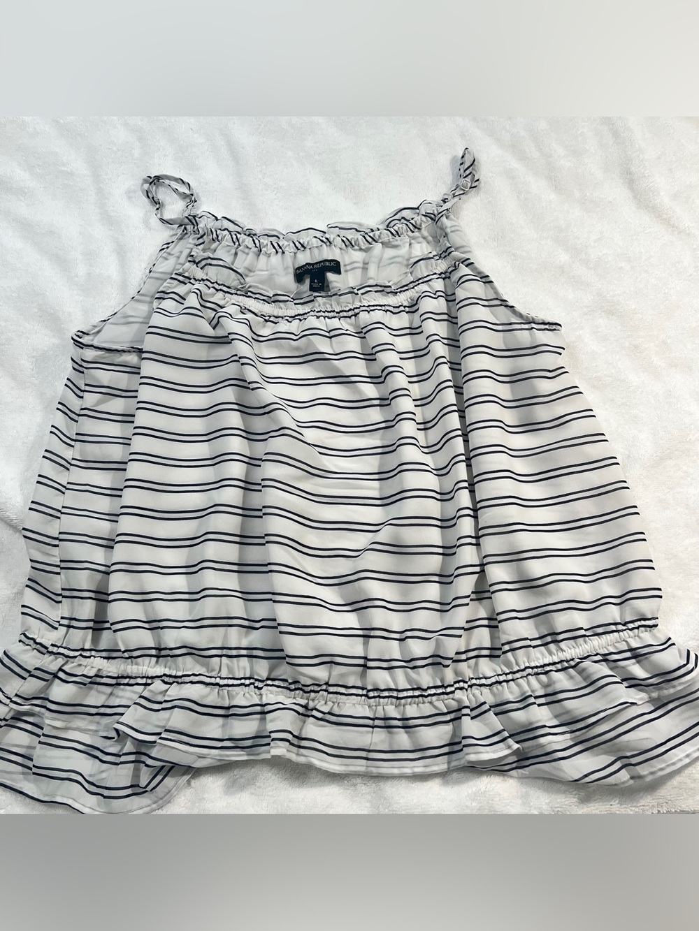 Banana Republic Top Women Black & White Striped  Ruffle Hem Cami A0050